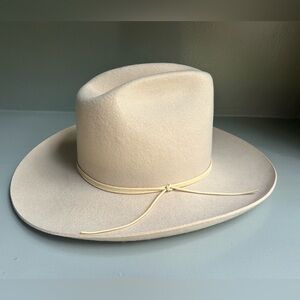 Lack of Color  | Unisex | Goldfinger | Cowboy-Style Western Hat | Ivory | EUC